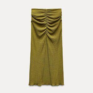 Zara Ruched Midi Skirt with slit. NWT Size Med